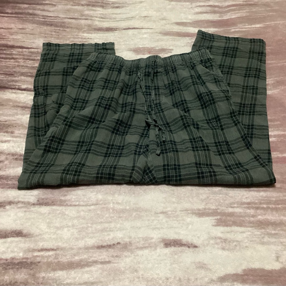 Croft & Barrow Dark Plaid Pajama Pants